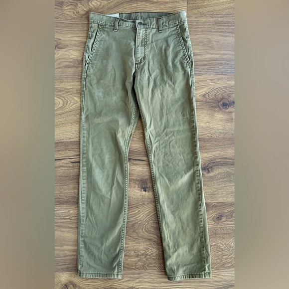 Levi’s | Men’s khaki tan pants slim size 30/32 - Picture 2 of 4